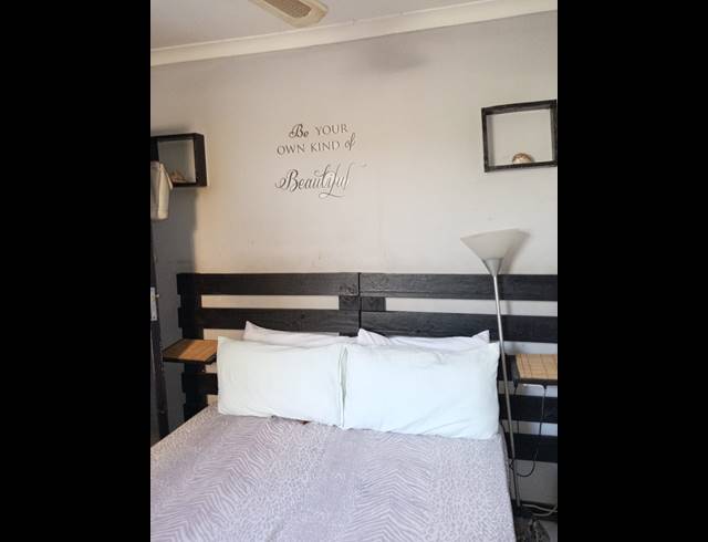 2 BEDROOM SIMPLEX FOR SALE IN SEA VIEW